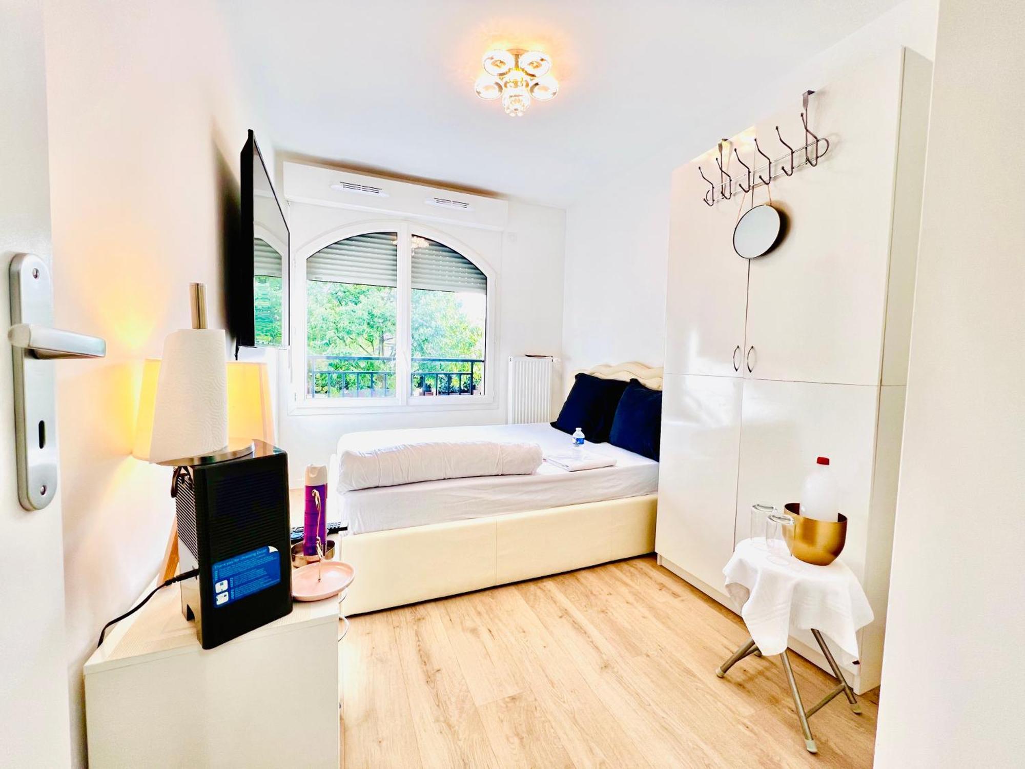 Les Residences De Djibril Le Blanc-Mesnil Exteriér fotografie